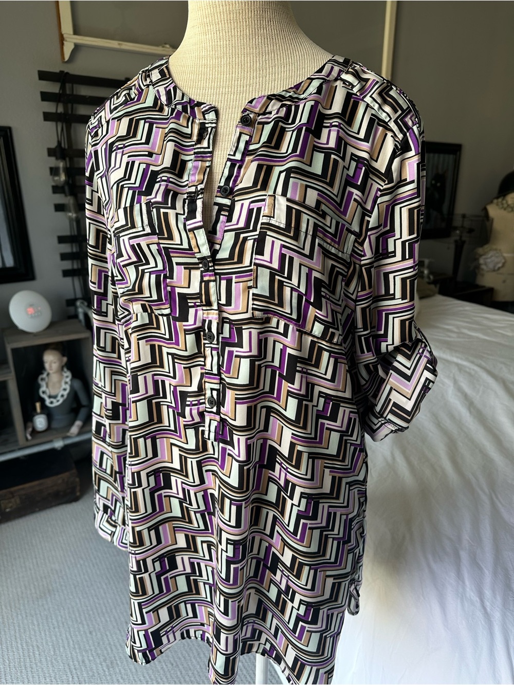 Ann Taylor Geometric Tunic Top in Purple, Black, Cream size 12